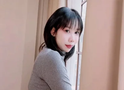 Thiếu nữ đi tìm phòng thuê phòng rồi địt ngay với chủ nhà