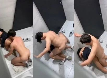 Cặp nam nữ quan hệ trong nhà vệ sinh và bị ghi lại